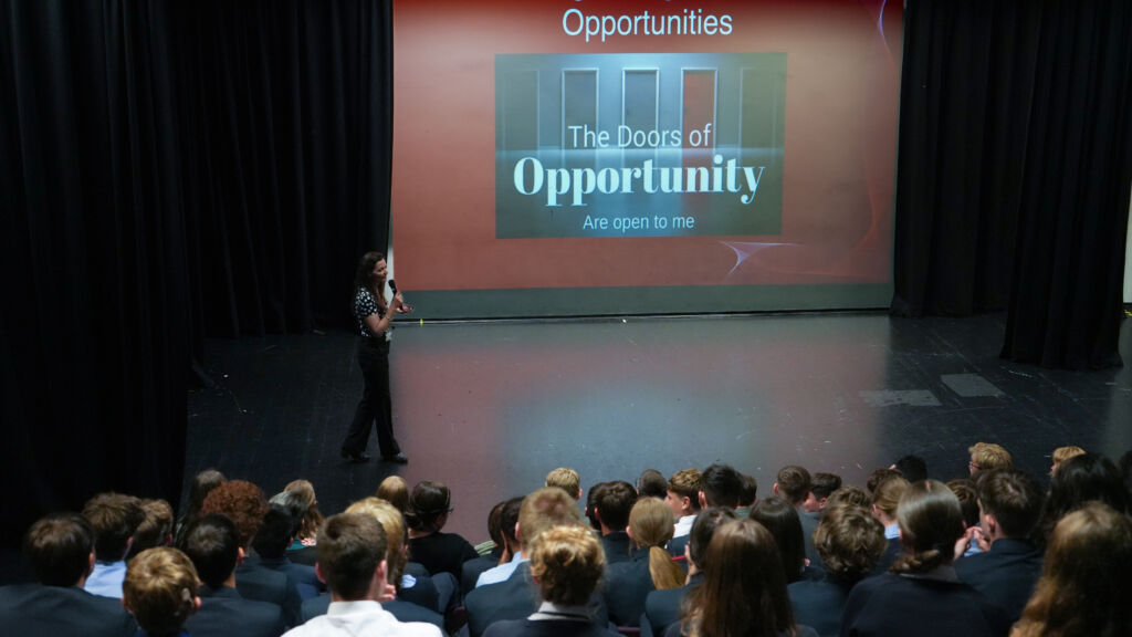 Year 9 Students Discover College Life at Make It Count Day